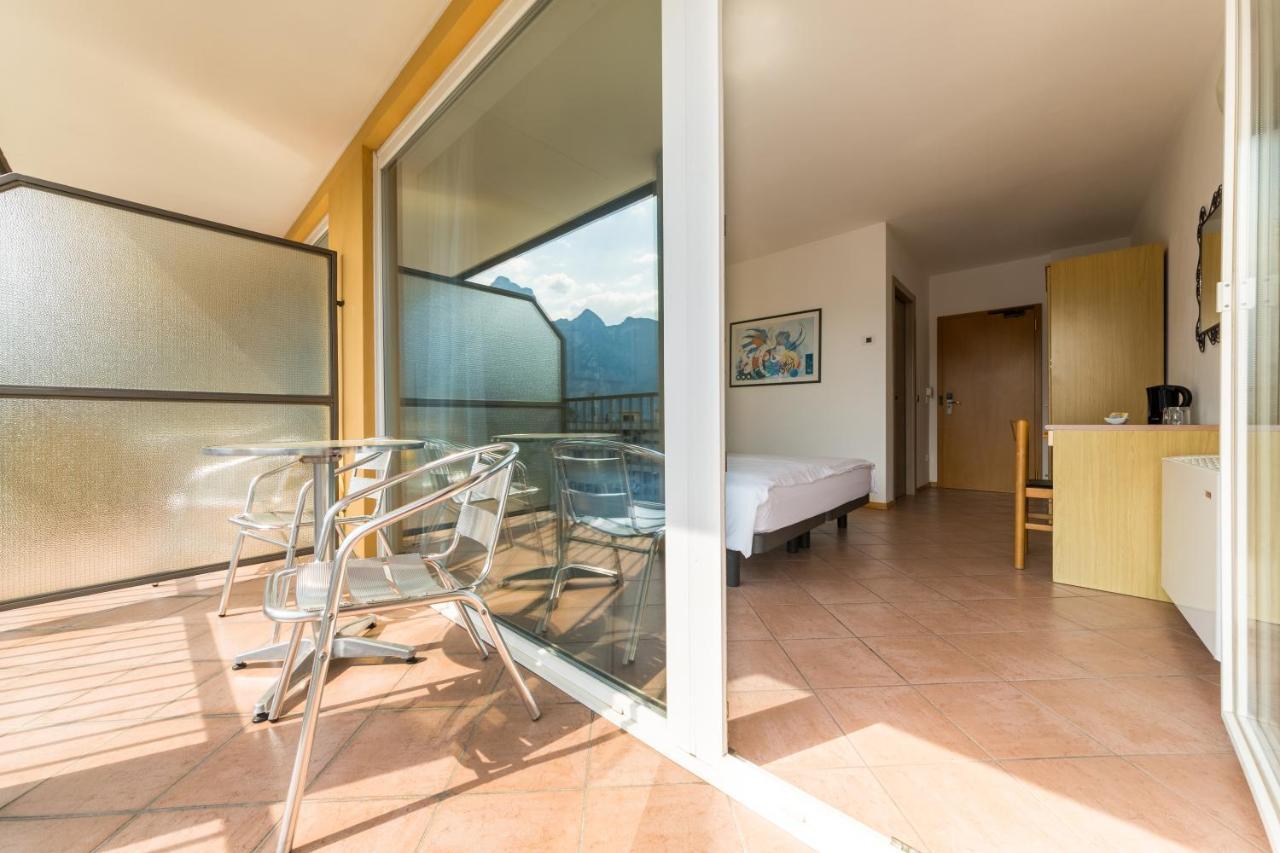 New Garden Hotel Torbole Sul Garda Exterior photo