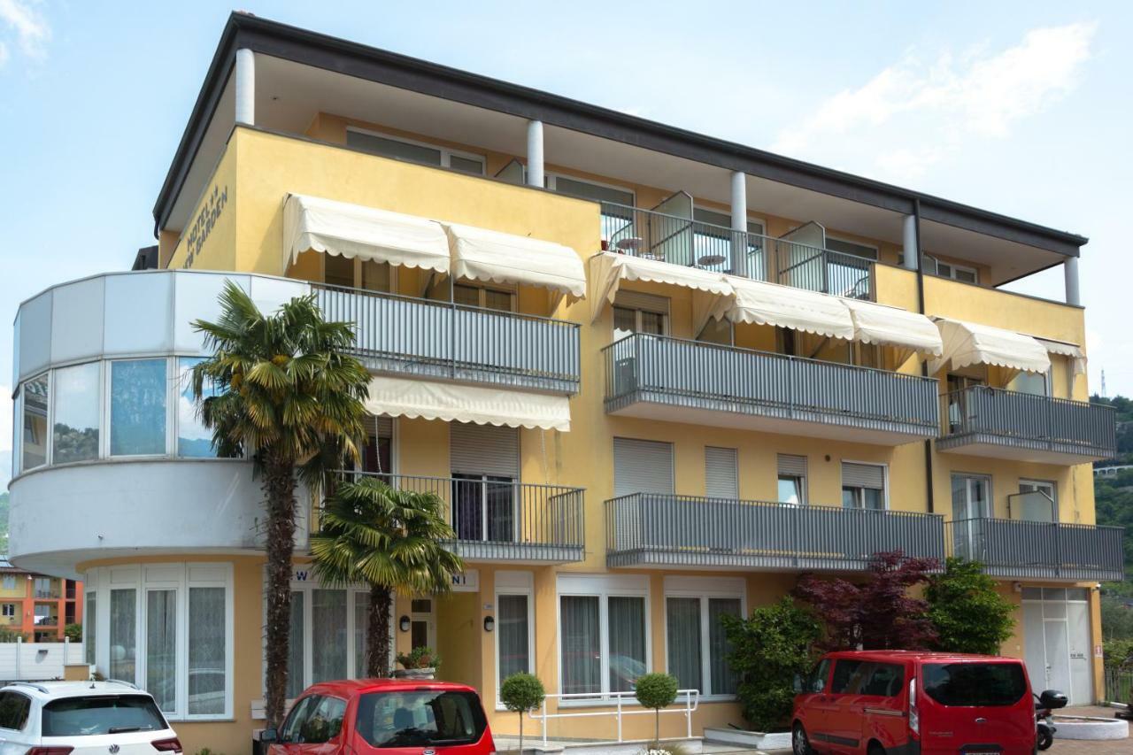 New Garden Hotel Torbole Sul Garda Exterior photo